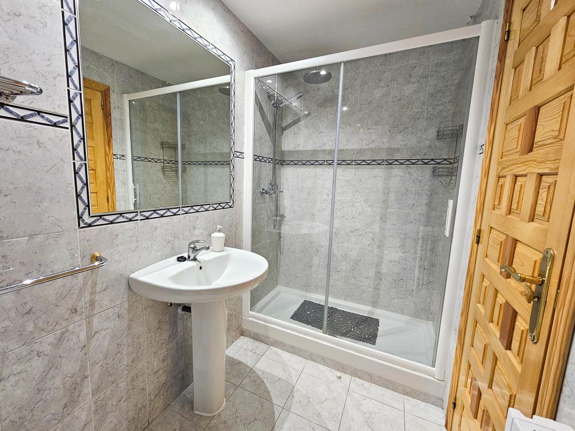 Apartamentos Gavin Biescas 3000 Екстериор снимка